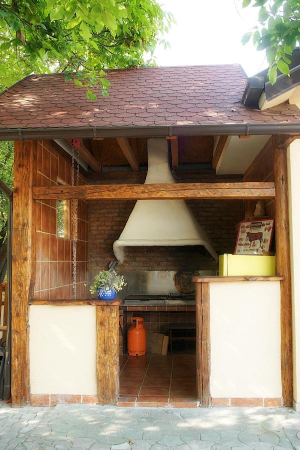 Vila Chess Belgrad Exterior foto
